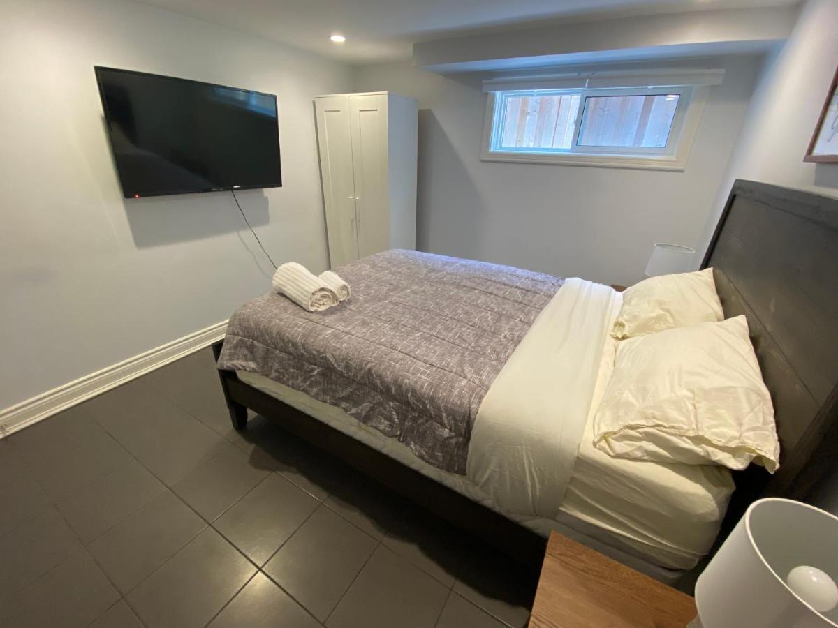 Yonge And Finch Subway !S Spacious And Modern Private Bd With Shared Bathroom Toronto Esterno foto