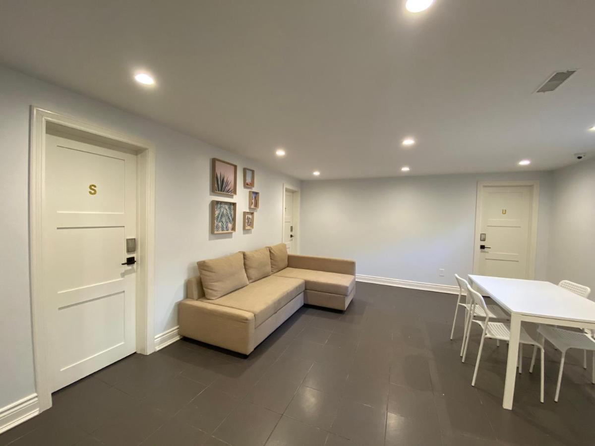 Yonge And Finch Subway !S Spacious And Modern Private Bd With Shared Bathroom Toronto Esterno foto